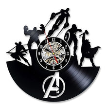 Carregar imagem no visualizador da galeria, Relógio dos Vingadores feito com Disco de Vinil - Marvel - [Frete Grátis]